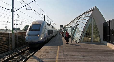 avignon rental tgv station budget.